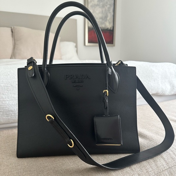 Prada Monochrome medium Saffiano Bag - Picture 6 of 8